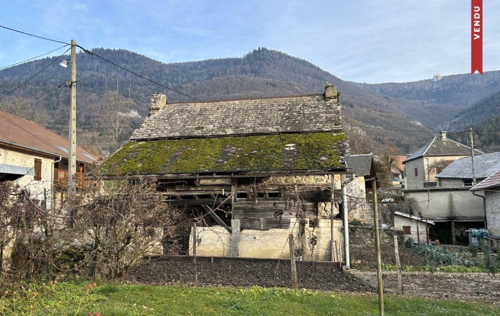 Maison de village   VIRIEU-LE-PETIT  64 m2 99 000 € 
